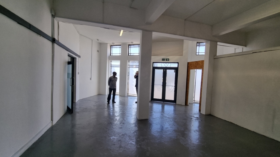 To Let commercial Property for Rent in Woodstock Western Cape